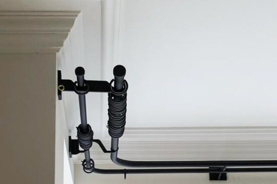 Curtain tracking
