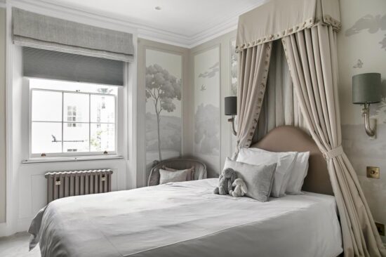 Bedroom blinds, Chelsea